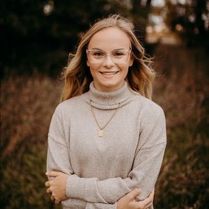 Meet your Posher, Grace